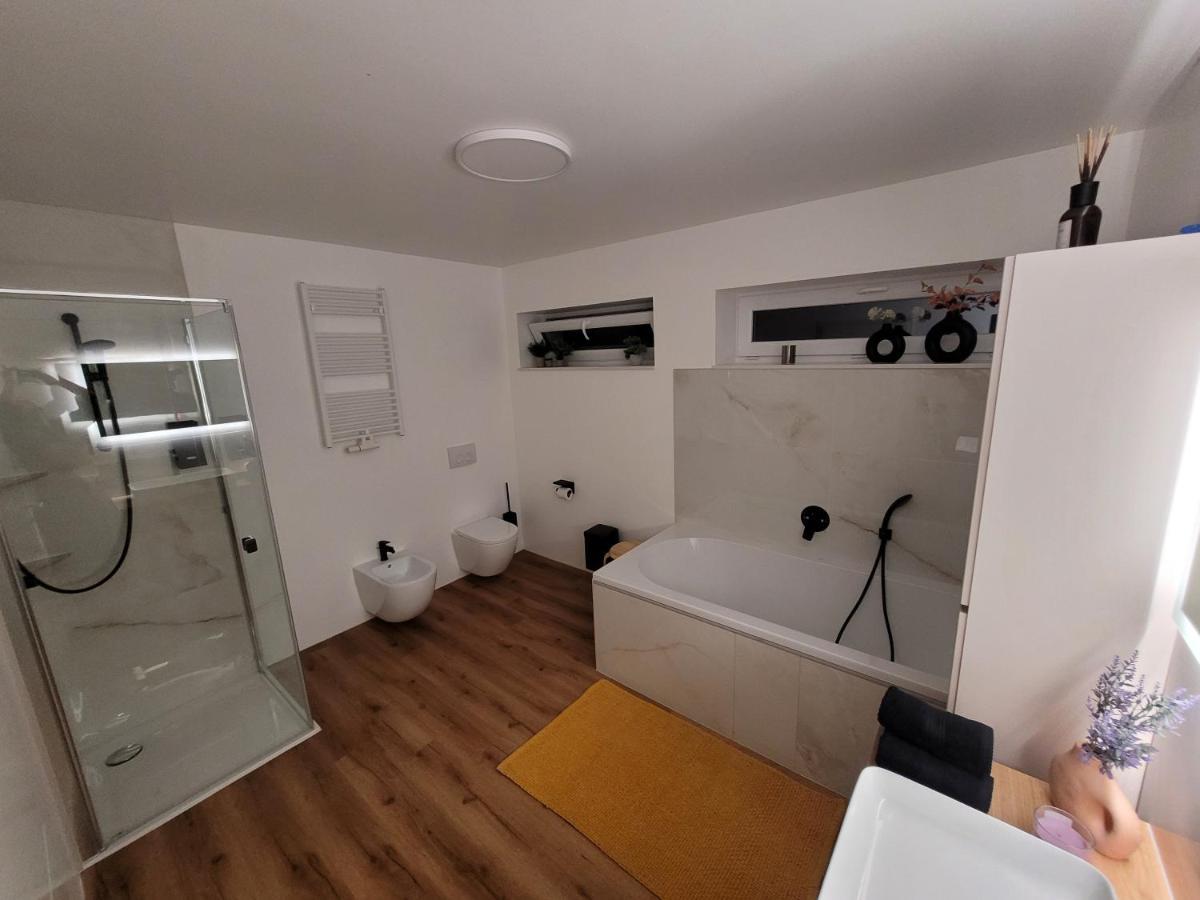 Ferienwohnung Nachtigall 2 Bad Hersfeld Exterior foto